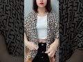 Easy Silk Scarf Tie Methods How To Wear A Scarf P2080223 Scarfwearing