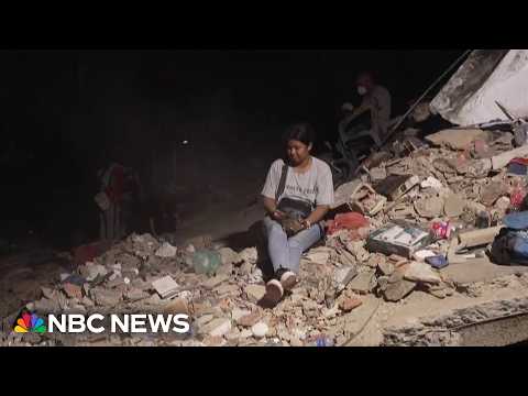 Death toll rises to over 4,000 in Venezuela as search efforts are still underway