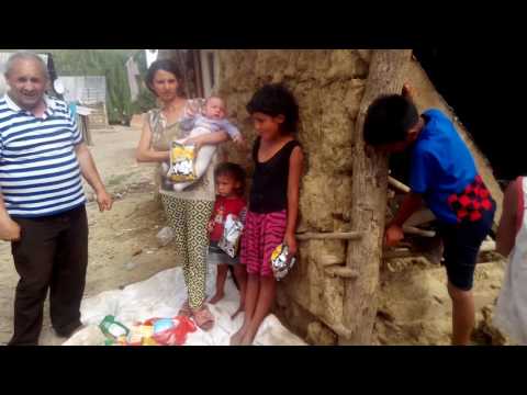 pastorul bela ajuta saraci din comuna band  jud mures