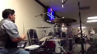 Nuestros Frutos alabanza en Iglesia Faro De Luz