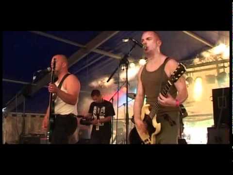 Force Attack 2004 ][ Volxsturm - Das Biertrinken ist wichtig