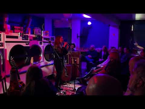 Some Folks Are Just Lucky I Guess - David Ford & Annie Dressner