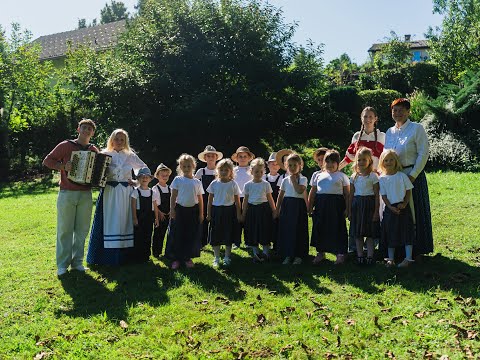 VENČEK OTROŠKIH PESMI   Ben-Maj & Julia