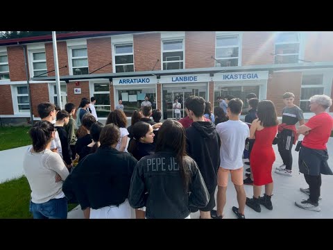 Arratia BHI-ko ikasleentzako ateak zabaldu dauz Zulaibarrek