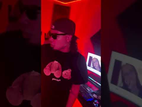 @_arespr - "Ustedes están experimentando como en Química" (Freemode)