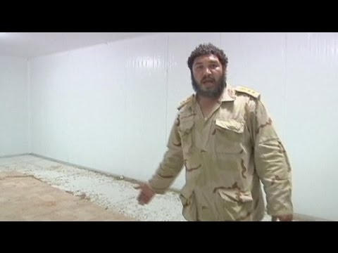 Muammer Kaddafi defnedildi