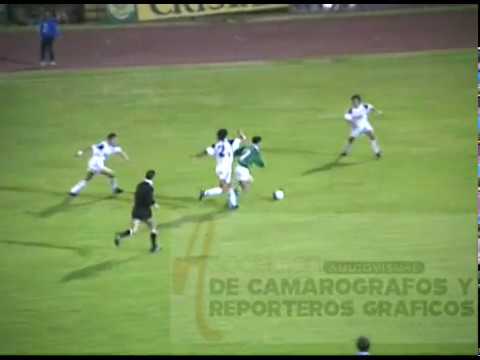 Gol de Bernardo "Chueco" Barría por Santiago Wanderers el Año 1994