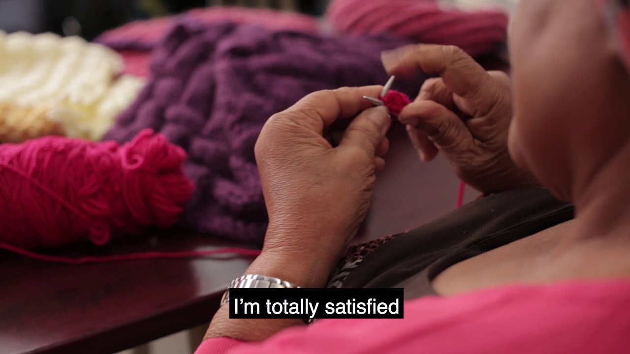 TRICOT - AFRIQUE AU FÉMININ