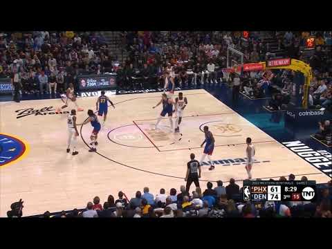 The Joker is A Big Bruiser 🃏