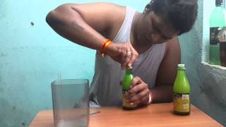 preview picture of video 'Fastest Time To Drink Lemoneez Homemade Juice of 500ml by Using A Straw'