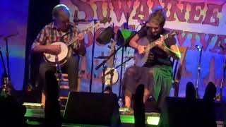 Béla Fleck & Abigail Washburn - If I Had A Shotgun