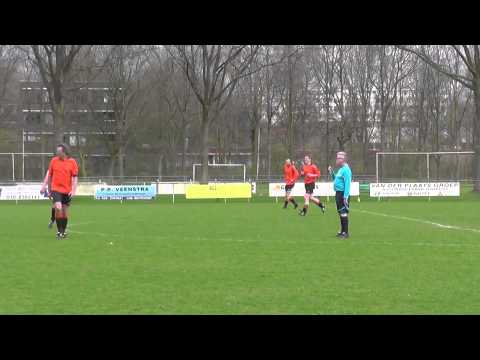 Opjestropdas.nl 11 april 2015 DSO Ultrajectum 2  - VV De Meern 8 com 3-2 Ja zeg 't maar