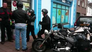 preview picture of video 'Ireland  Tour, Harley Hog n Bog'