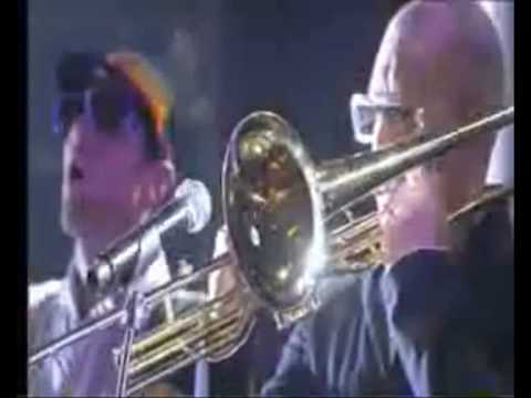 DUB PISTOLS GANGSTERS (LIVE ON CANAL+)