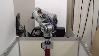 Redundancy Demo for a 7-DOF redundant robot manipulator