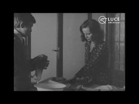 Si gira "Malizia" di Salvatore Samperi con Laura Antonelli (1973)