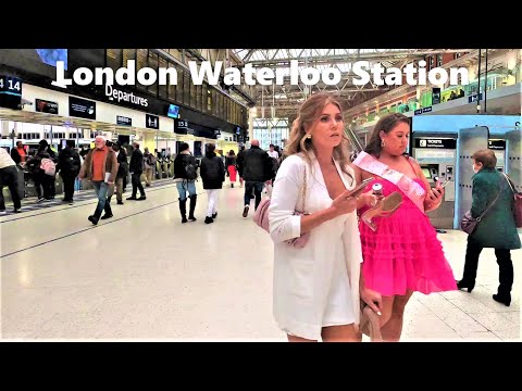 London Waterloo Station, Central London Walk. 4K