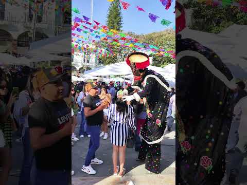 Chinelos en la Feria del Mezcal en Zumpahuacan