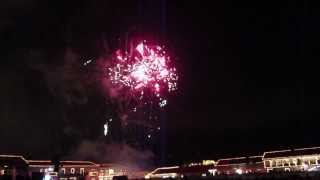 preview picture of video 'Festival de Luces 2013 Fireworks - Villa de Leyva, Colombia Dec. 7, 2013 - Part 1'