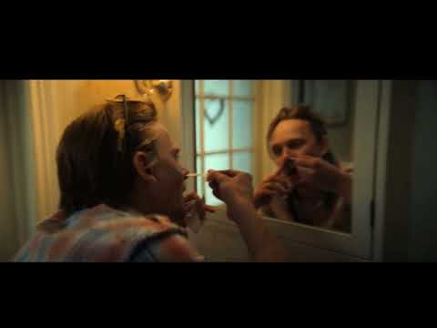 Helikopterrånet (FLX)

Jag spelar äldsta dotter till helikopterpiloten Axel.