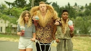 MACKLEMOORE - THRIFT SHOP REMIX