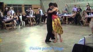 SEBASTIAN ACHAVAL y ROXANA SUAREZ Bailando TUS PALABRAS Y LA NOCHE  en la MILONGA DEL MORAN