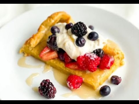 Easy German Puff Pancakes With Sticky Caramel Syrup