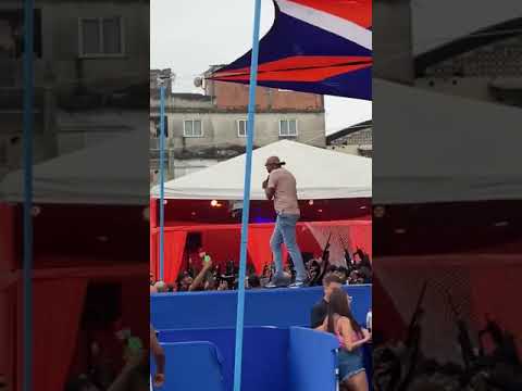 VILA DO JOAO BAILE DA DISNEY TRAFICANTES DAR RAJADA DE G3 PRO ALTO