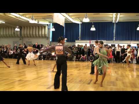 MIKE & ROXY - VIENNA - AOC 2010 - JUNIOR II - INTERNATIONAL OPEN LATIN - ROUND 1 - P4