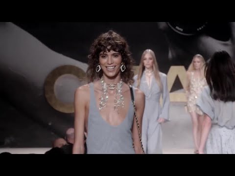 Chanel Fashion Show 2022 (SS22) Paris Fashion Week 👗