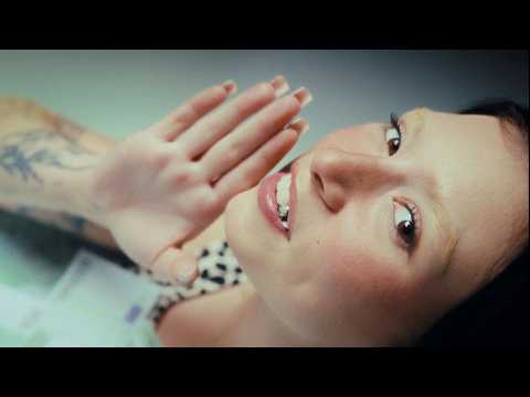 VICKY - Good Girls (prod. Whitey)