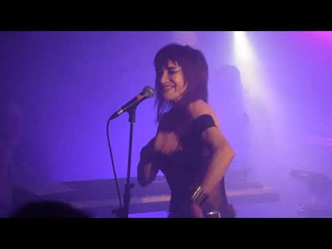 ANA CURRA - HEROES (David Bowie cover) Live in Berlin