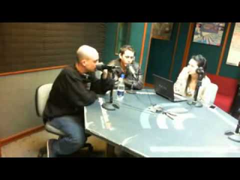 Canserbero: freestyle en la emisora