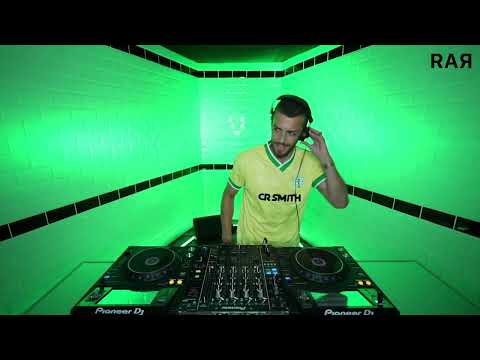 DONDADOU / 141 BPM - 114 BASS STATION