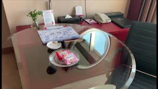 Uno strano gadget nella stanza d’hotel in Cina