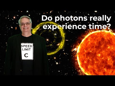 Do photons experience time?
