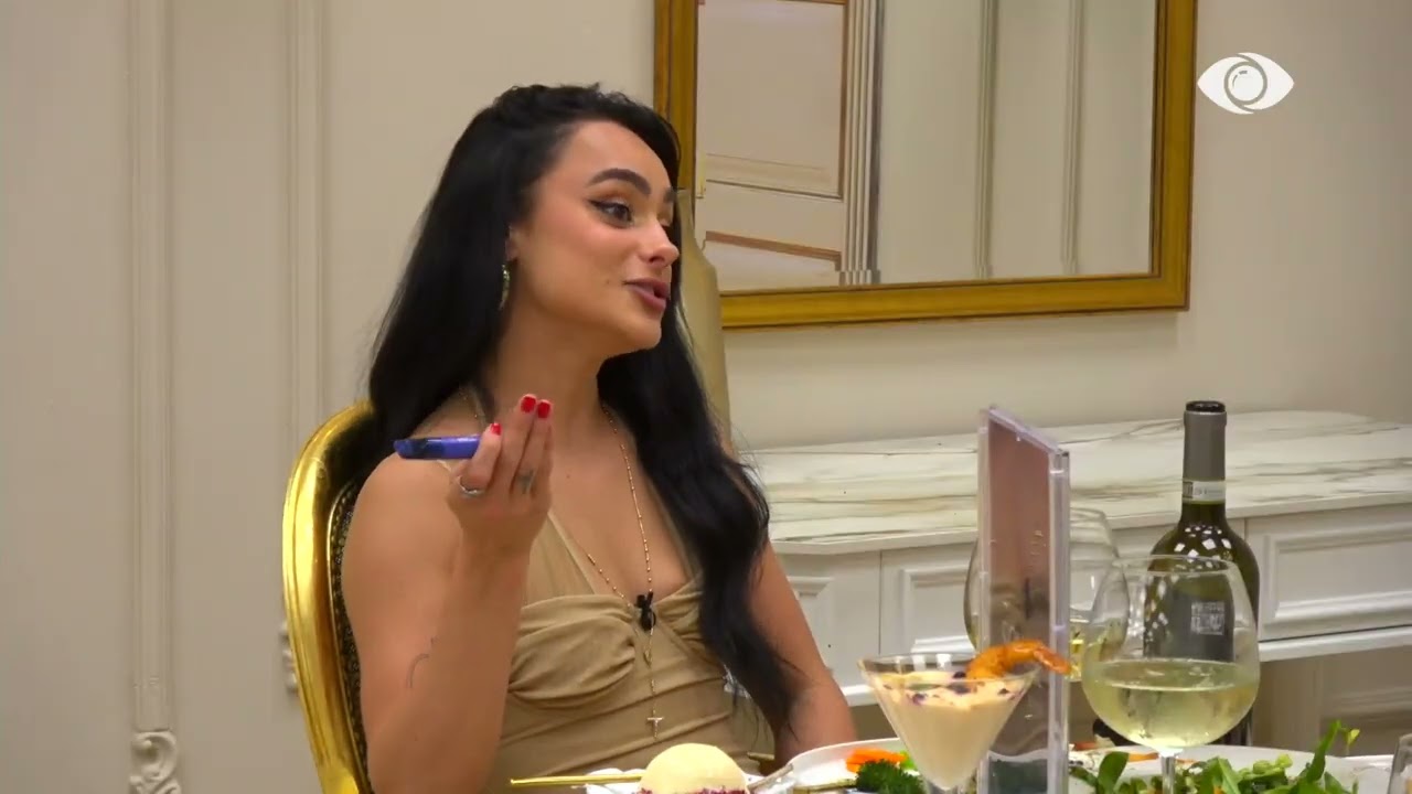 “Mos të bëj lojëra me ty…”/ Gjesti bisedon me Eglin teksa darkojnë