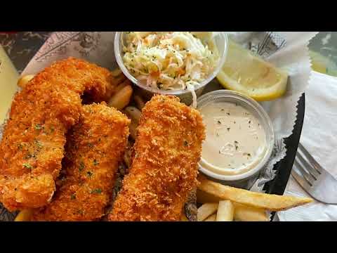 St Paul Fish Market at the Public Market Milwaukee, WI yumminess 10 out of 10 👏🏾Robin Cookie