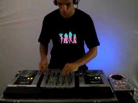 Dj Danilo Lellis + Camisas de Equalizador Eletronicas