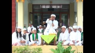 Download lagu Ceramah Habib Rizieq - Bahaya Miras Bagi Umat - Di Kuningan Jawabarat mp3
