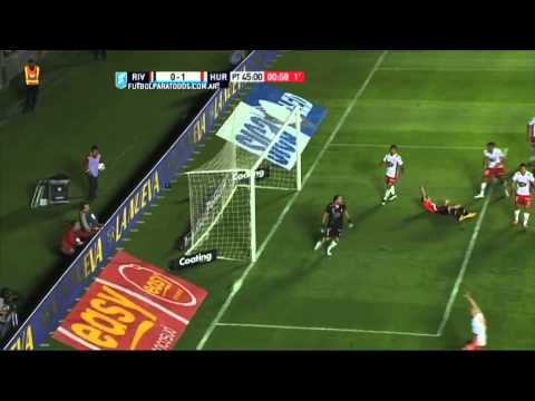 Cerca del empate.River 0 Huracán 1.Supercopa Argentina. Fútbol Para Todos
