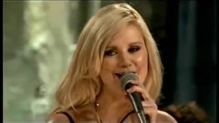Santa Claus is Coming to Town (Beverley Mahood)