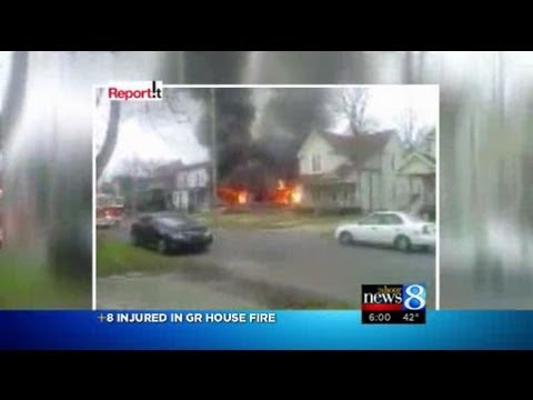 5 kids escape house fire; infant burned