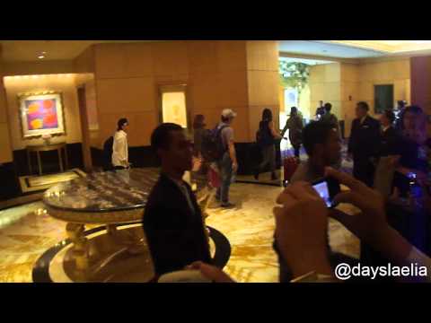 [Fancam] 120922 f(x) leaving Mulia Hotel Jakarta