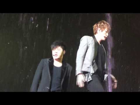 120309 SS4 in Macau — A-Cha (from standing zone)