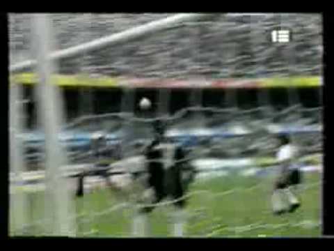 Gol de Martinez a Racing (Boca 1-Racing 1 29-11-92)