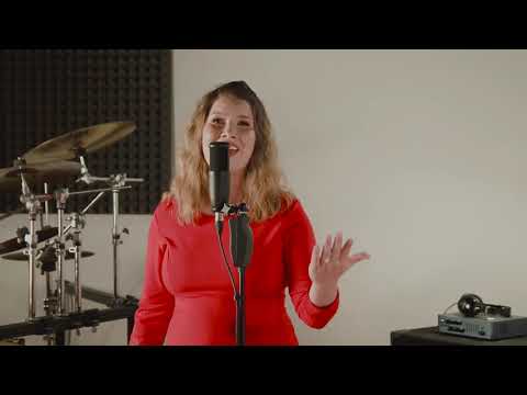Ajda - Lastovka (Elda Viler live cover)