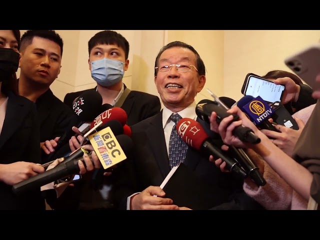 Re: [討論] 謝長廷為何要幫柯P說話啊？