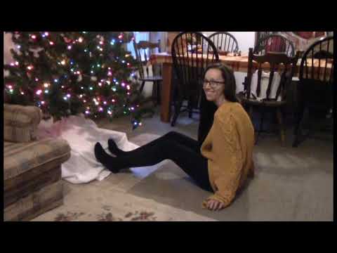 Homesteading Lifestyle? : Putting Up Christmas Tree 2018