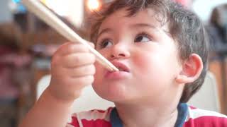 【フランス暮らしVLOG】2歳息子、日本食ランチに大喜び🍙おにぎり＆ラーメンでお腹いっぱい！